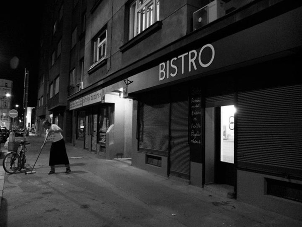 bistro 8